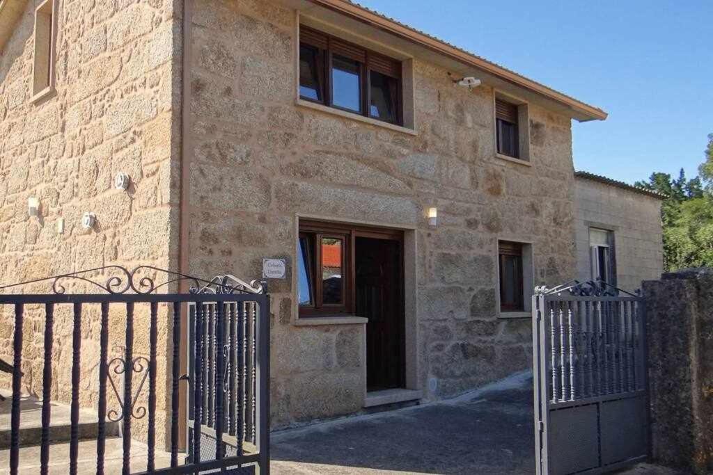 Cuberto Darriba Casa Restaurada En Canedo Carnota Exterior foto